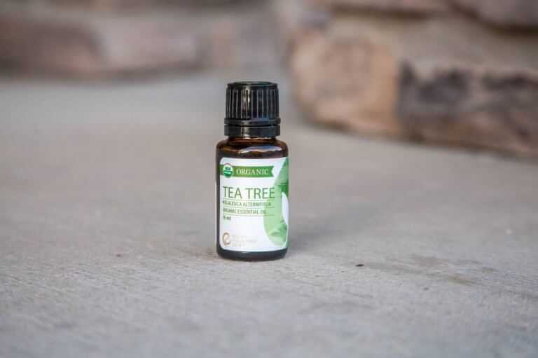 Health Benefits of Tea Tree Oil