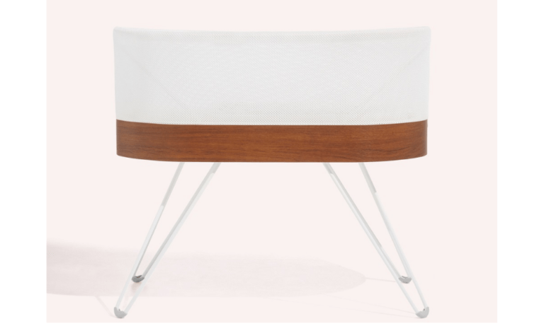 SNOO smart sleeper bassinet