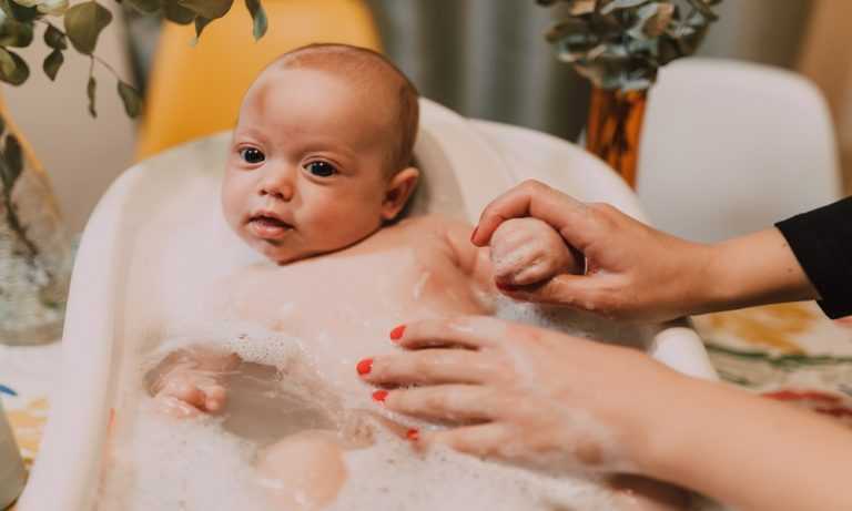 baby bath time